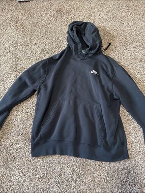 Black Nike hoody